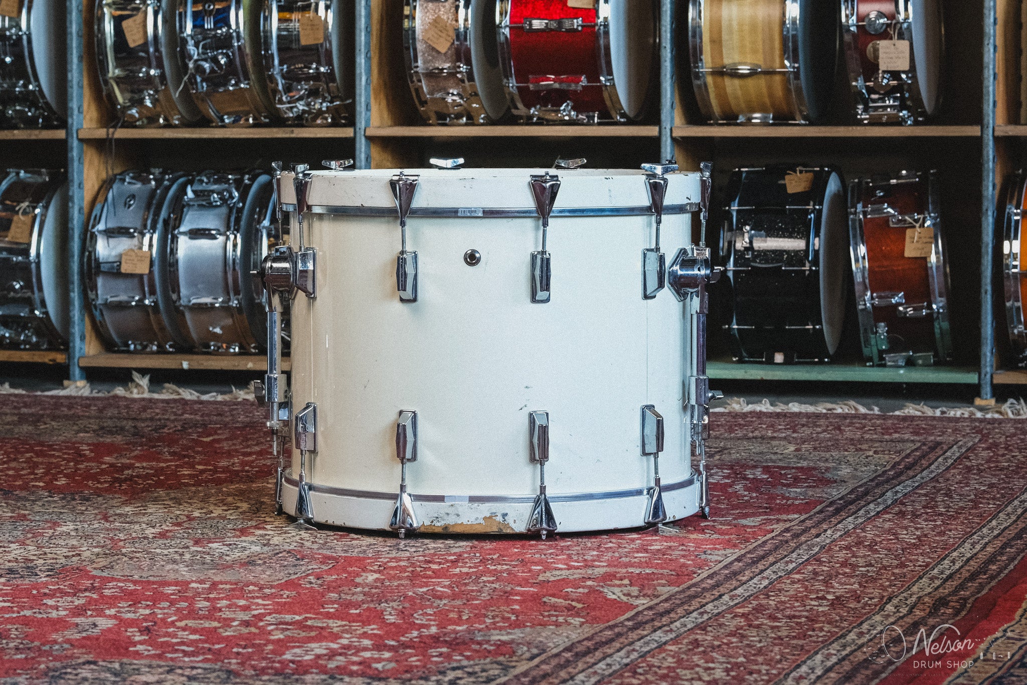 1980s Pearl MLX Maple in Arctic White - 16x22, 9x13, 16x16