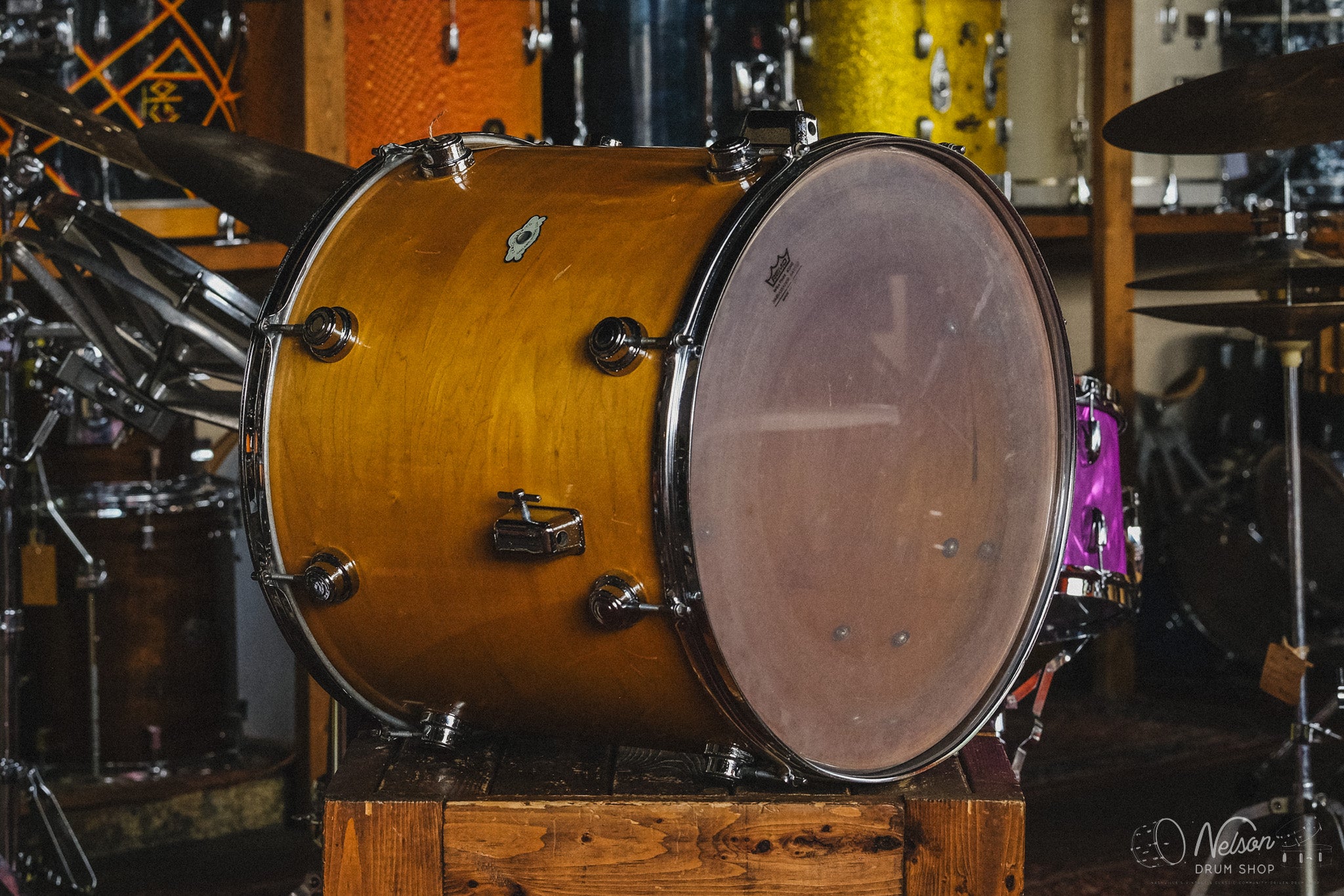 1960s Camco Aristocrat Floor Tom in Lacquer - 16x18