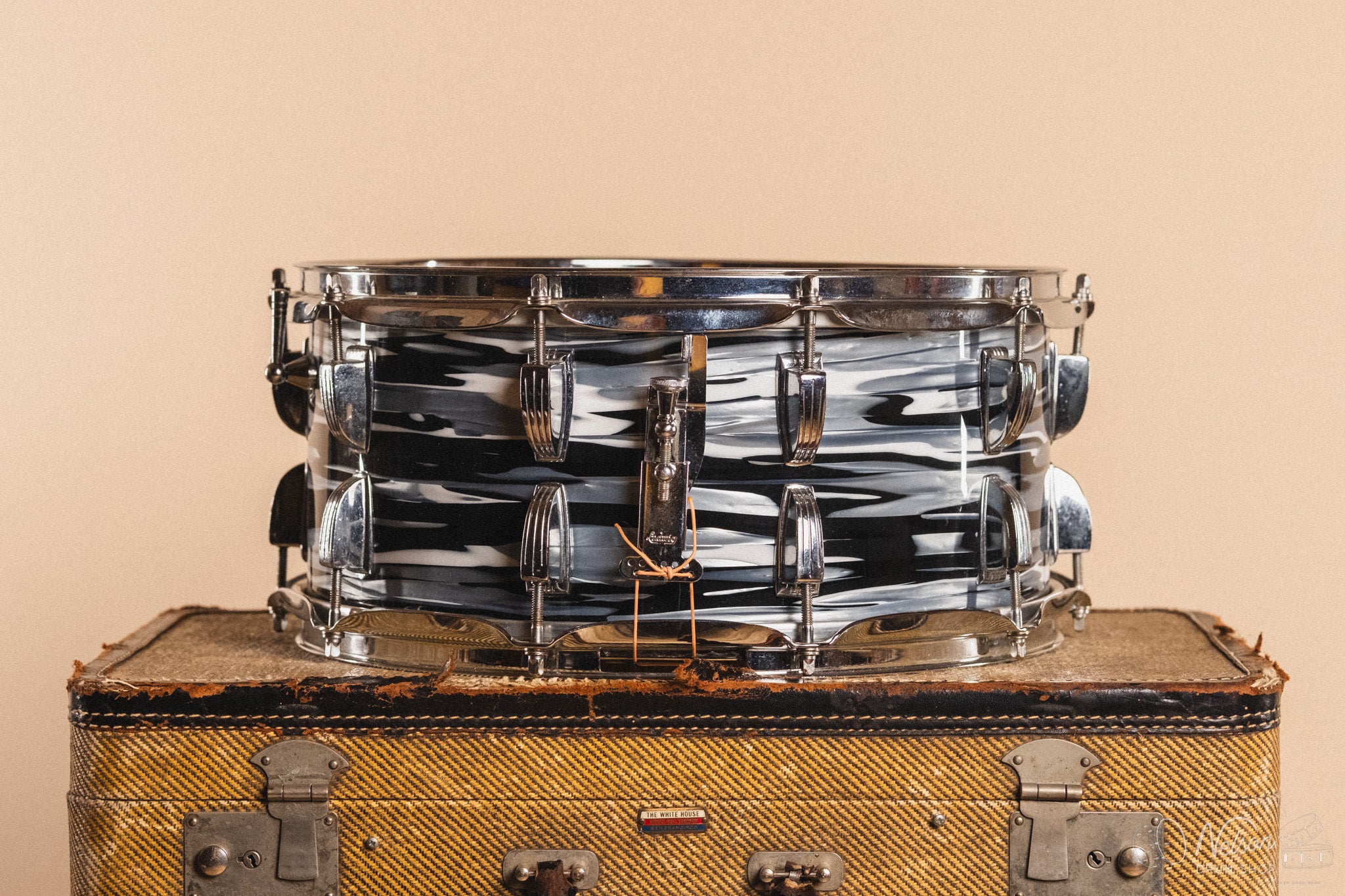 Ludwig/Keller 'School Festival' in "Bowling Ball" Black Oyster Pearl - 6.5x14