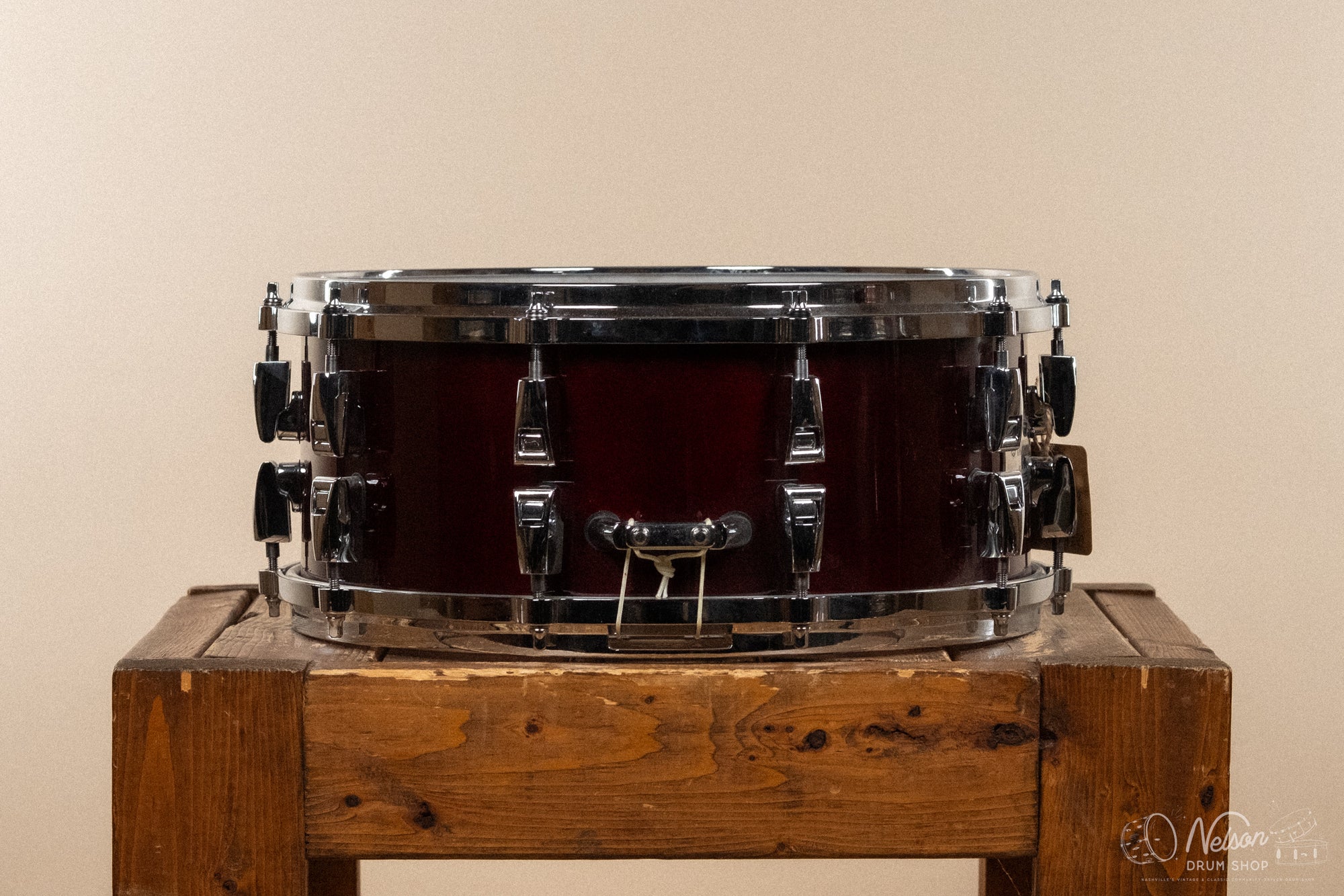 Used Yamaha Absolute Hybrid Maple in Red Autumn - 6x14