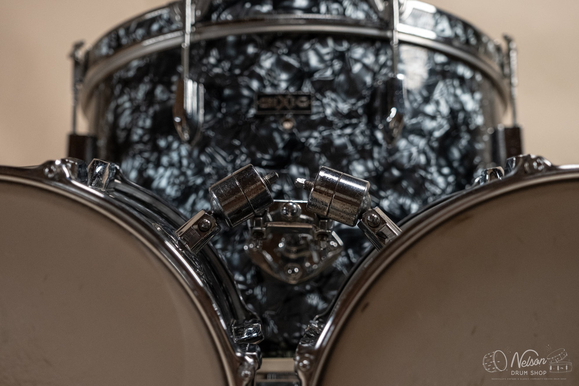 1970s Dixie MIJ in Black Diamond Pearl - 14x20, 9x13, 8x12, 16x16, 5x14