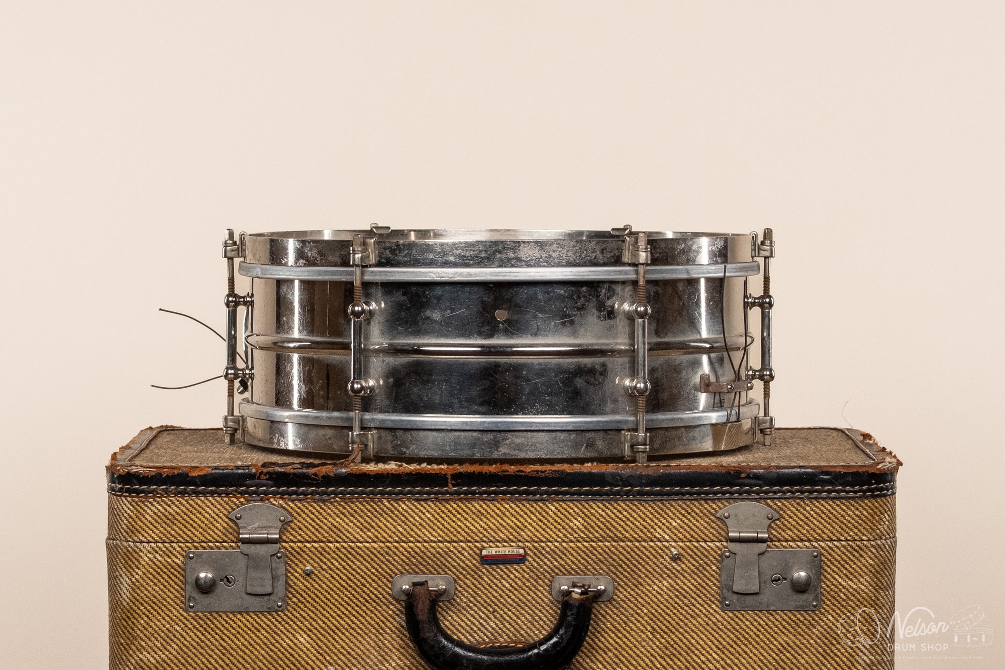 1930s Ludwig 'Universal' 6 lug 1pc NOB - 5x14