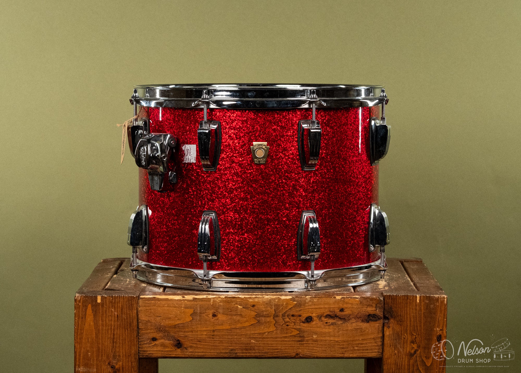 Used Ludwig Classic Maple in Red Sparkle - 10x14