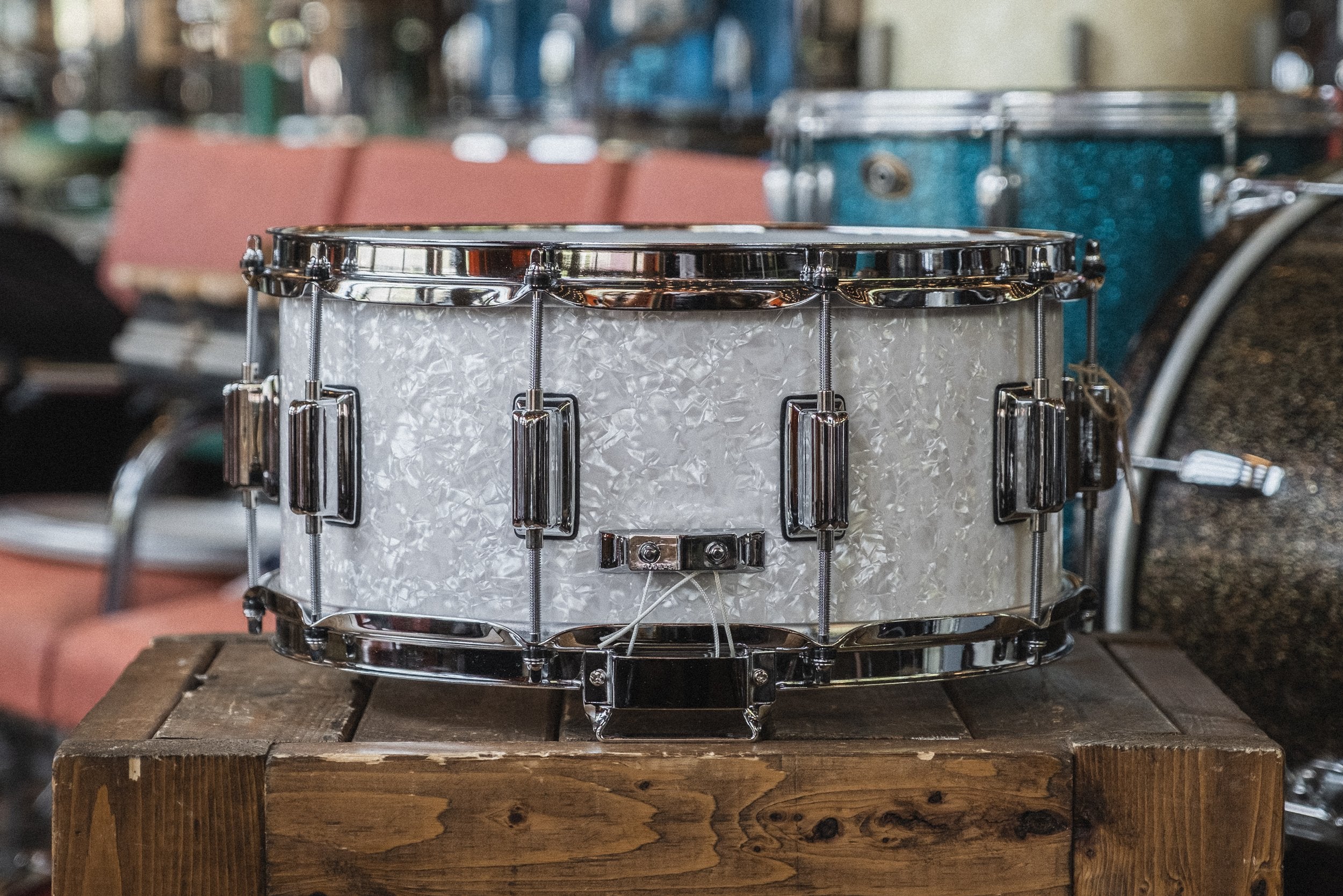 Rogers 'Dyna-Sonic' in White Marine Pearl - 6.5x14