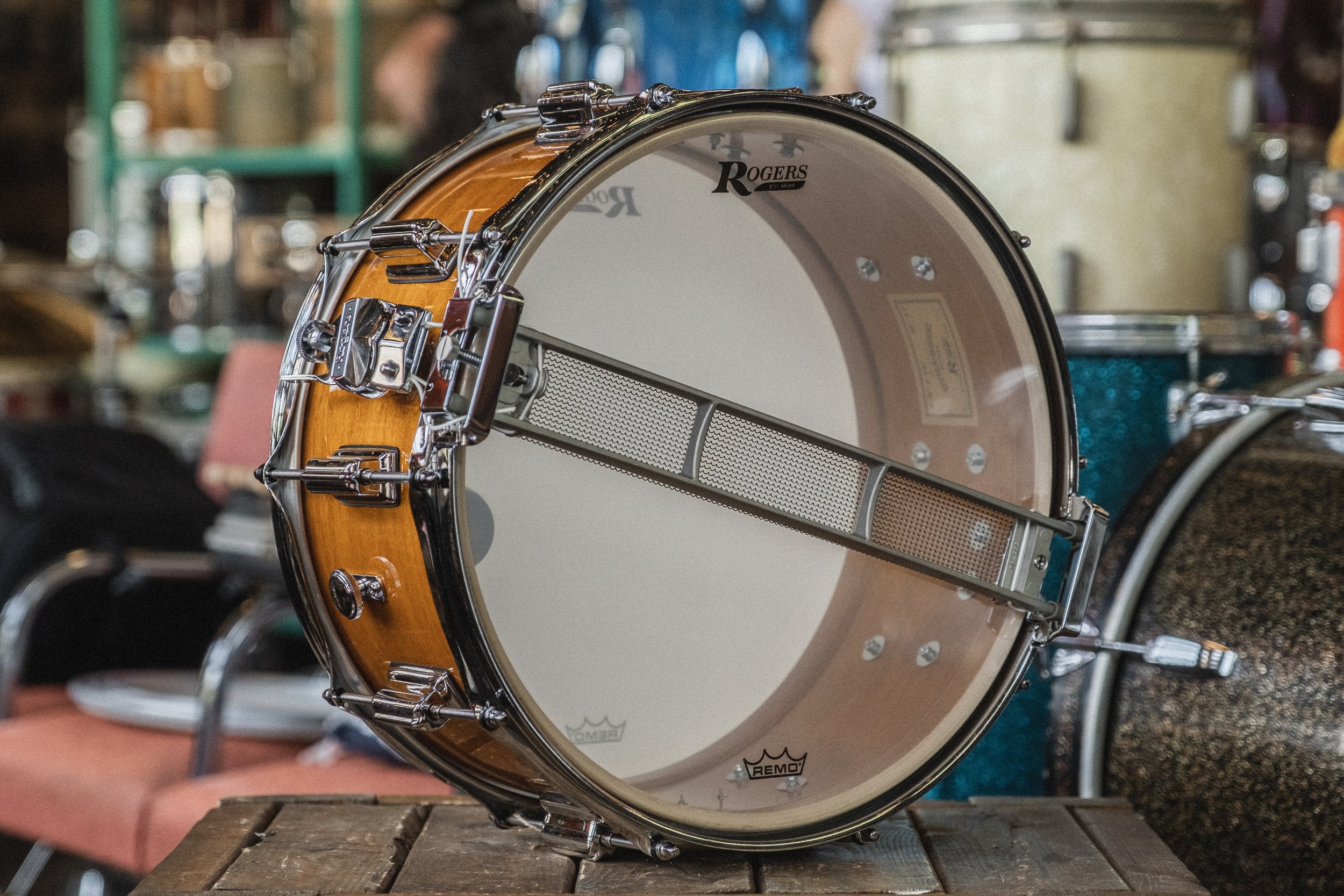 Rogers 'Dyna-Sonic' in Fruitwood Stain - 6.5x14