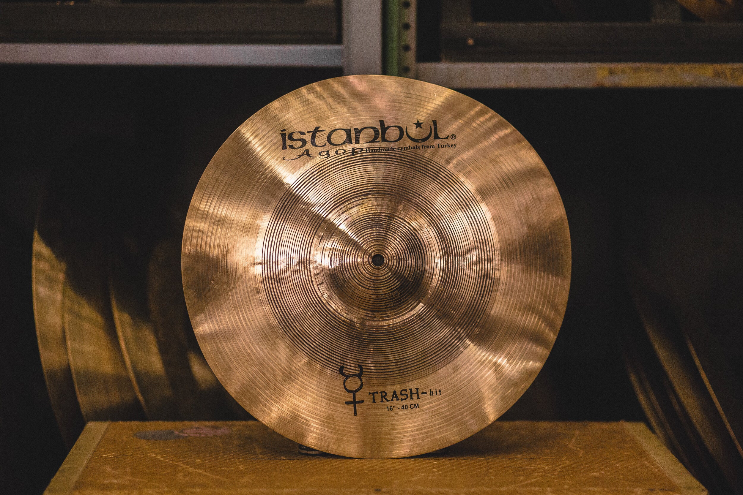 Istanbul Agop Traditional Trash Hit - 16"