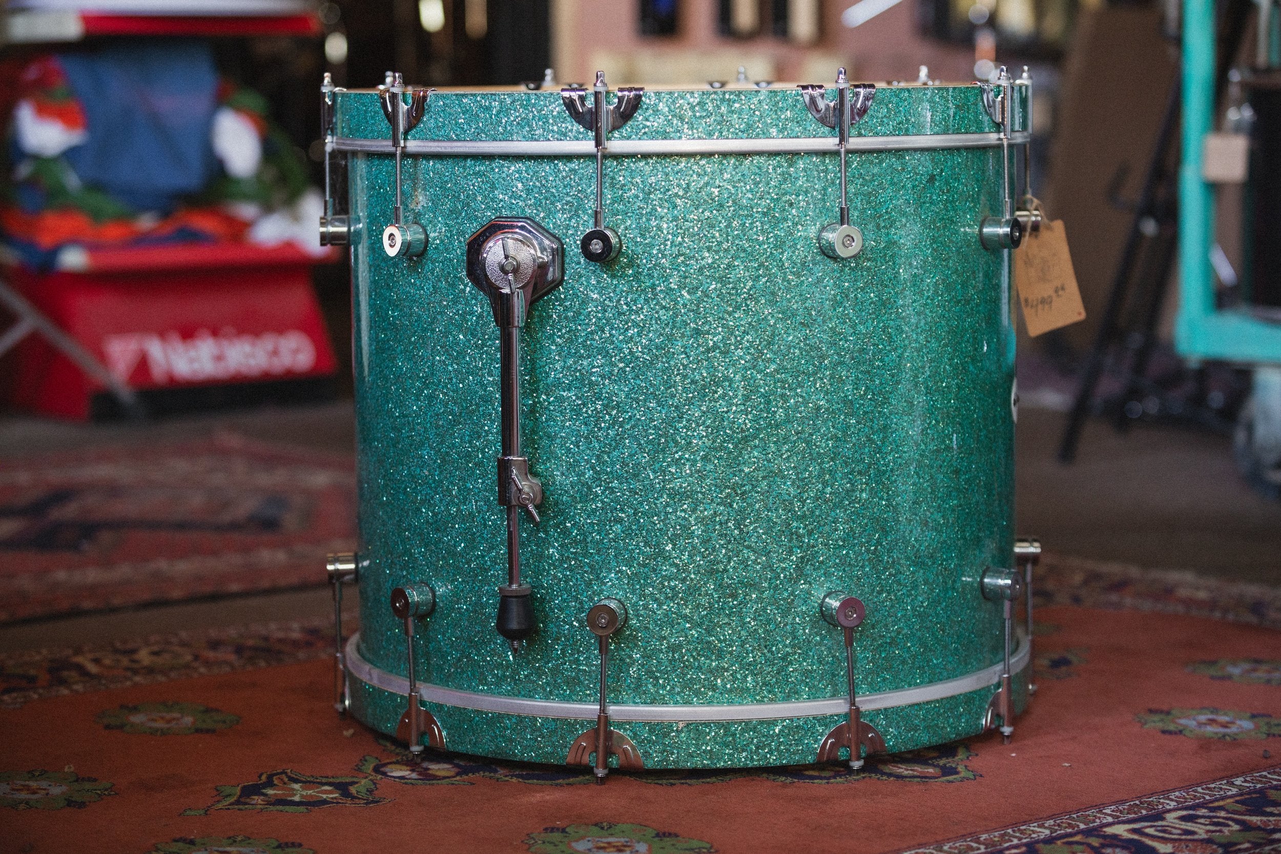 Used Risen Maple Bass Drum in Turquoise Glass Glitter - 18x22