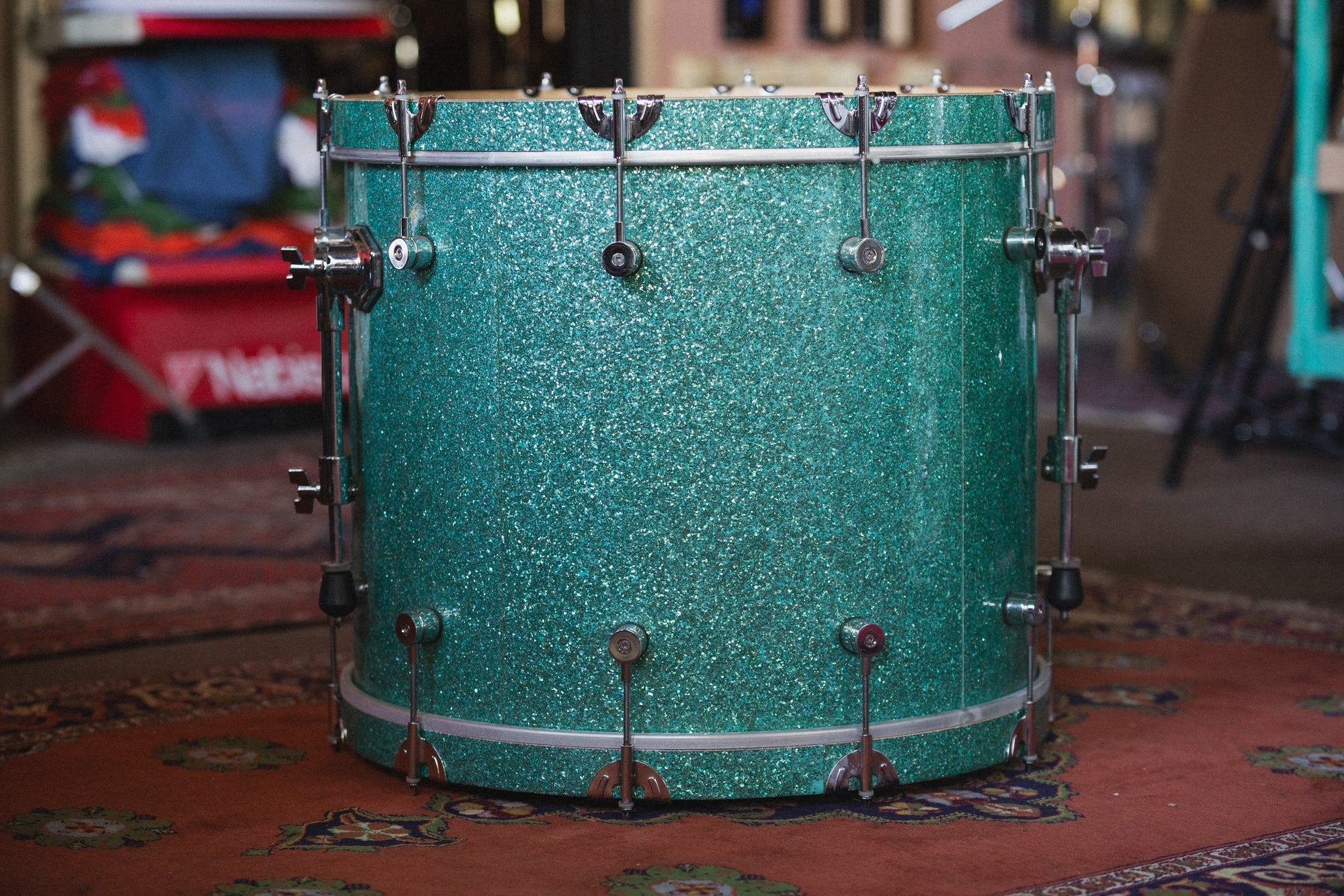 Used Risen Maple Bass Drum in Turquoise Glass Glitter - 18x22