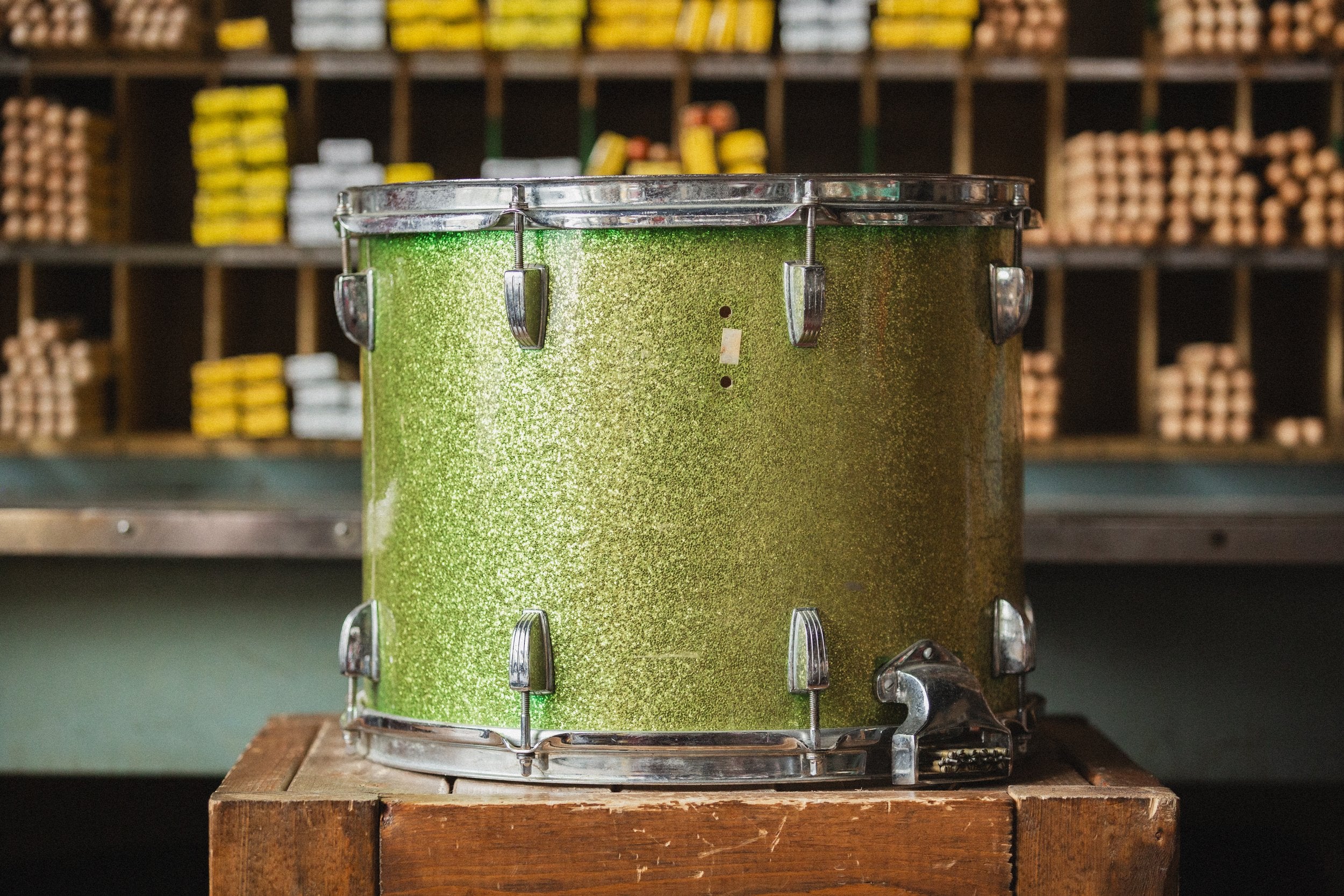 1959 Ludwig Transition Badge Marching Snare in Green Sparkle - 12x15