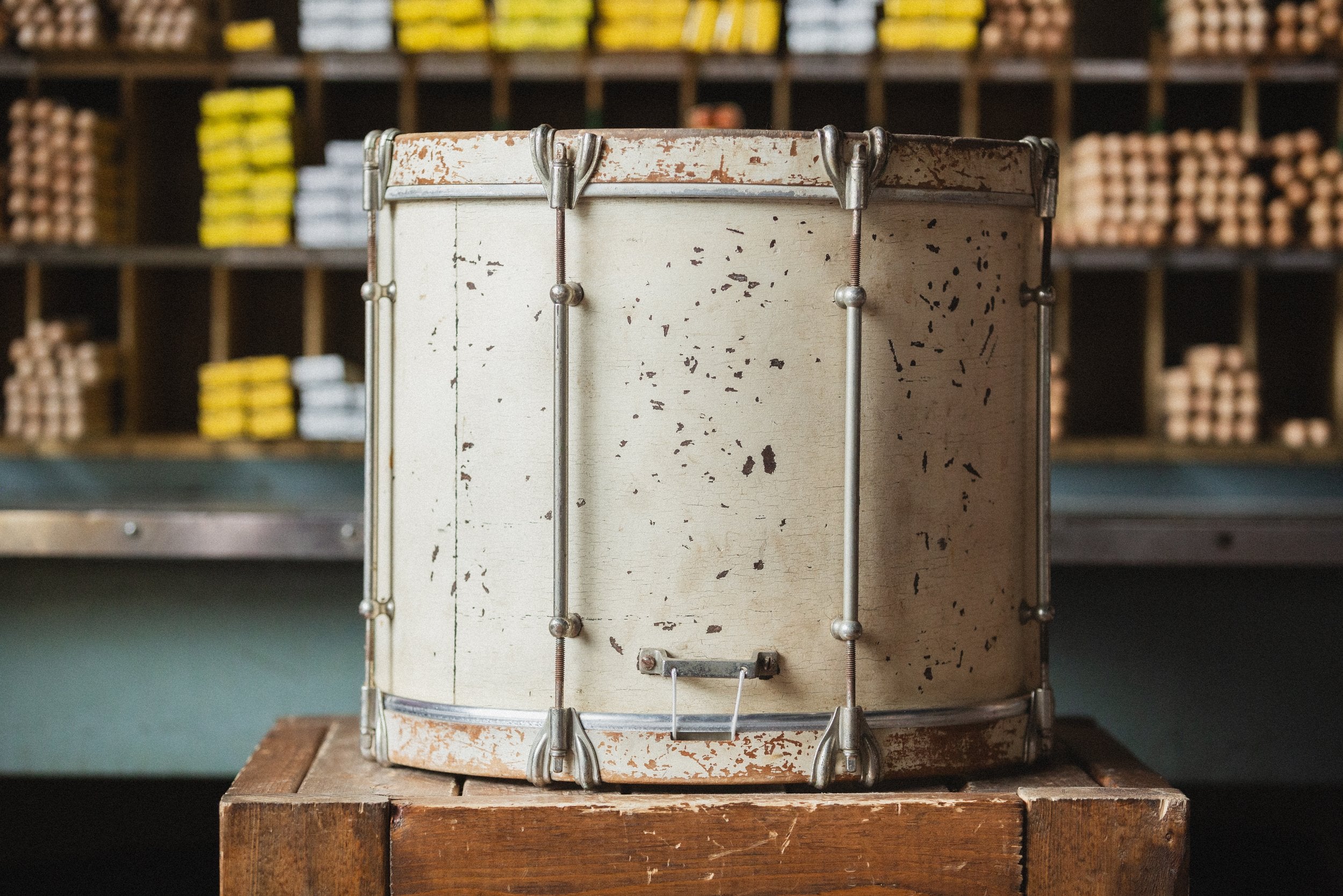 1940s Ludwig & Ludwig Marching Snare in White Duco - 12x15