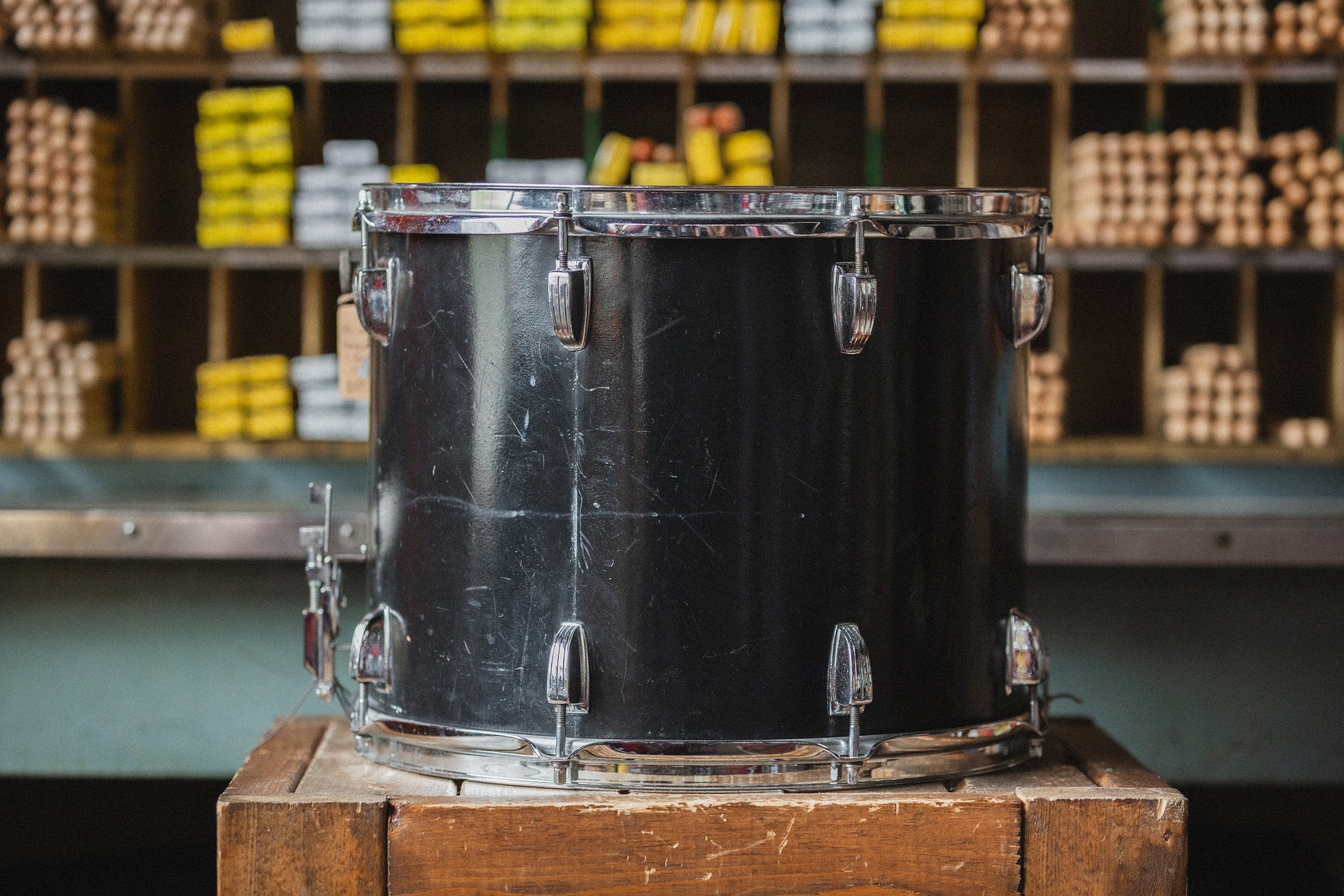 1970s Ludwig Marching Snare in Black Laquer - 12x15