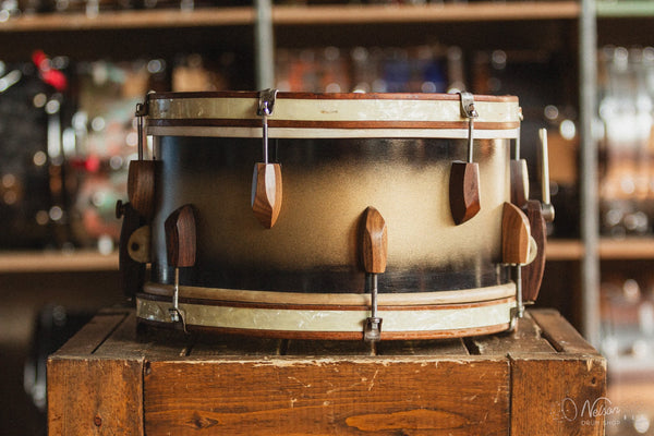 1940s Slingerland Rolling Bomber in Black & Gold - 7x14