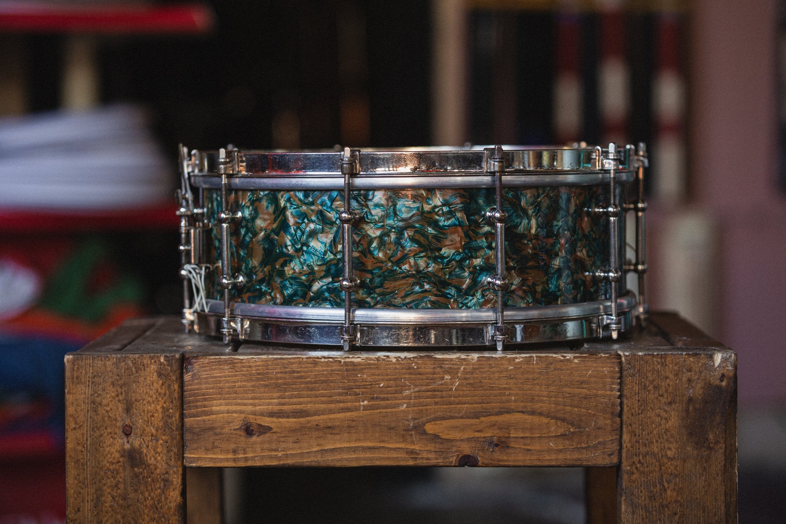 Early 1930's Ludwig & Ludwig 'Standard' Snare in Peacock Pearl (Type II) - 5x14