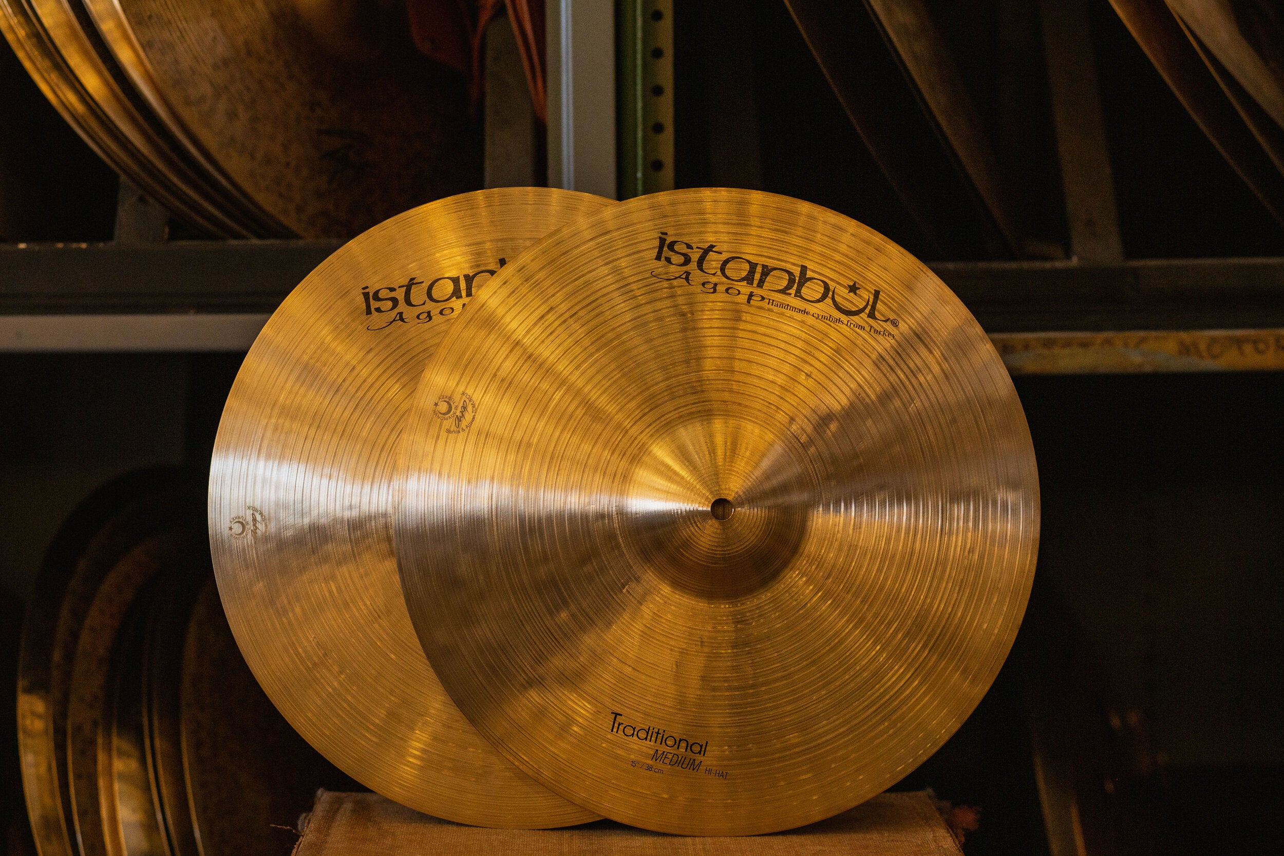 Istanbul Agop Traditional Medium Hi-Hats - 15"