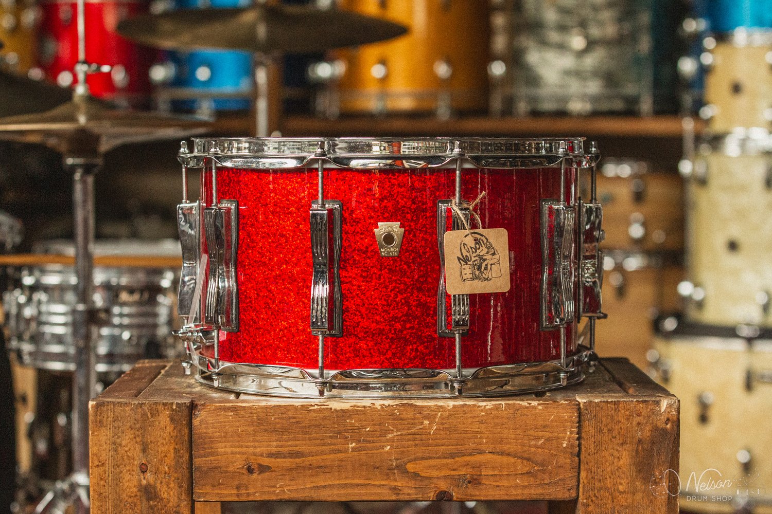 Ludwig Classic Maple in Red Sparkle - 8x14